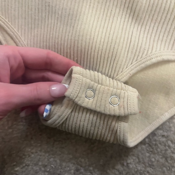 Cream Ribbed Bodysuit - Picture 2 of 4